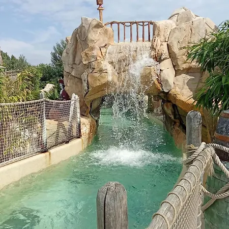 Village Vacances *